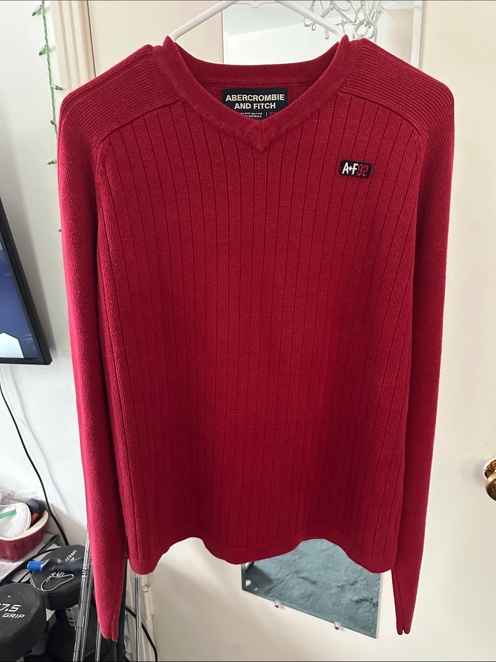Abercrombie and Fitch 92 Men's VINTAGE 90’s Ribbed V-Neck Red Sweater Size Small